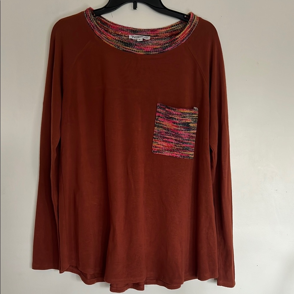 Women's Rust Long Sleeve Top with Multicolor Pocket